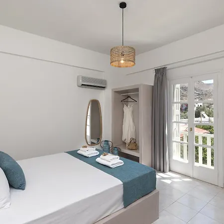 Palos Luxury Suites Apartment Kini
