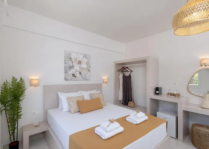 Palos Luxury Suites * Kini