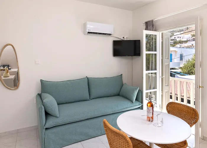 Palos Luxury Suites Apartment